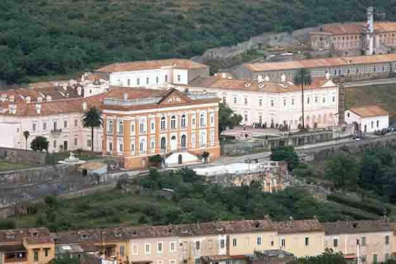 L'Approdo Del Re Apartment Caserta Exterior photo